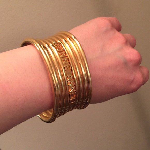 VTG Dior Bonne Annee Ribbed Cuff Bracelet - Picture 8 of 8